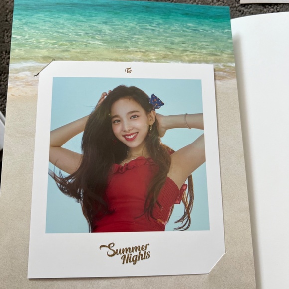 Twice Summer Nights Album and Extras - Picture 7 of 9